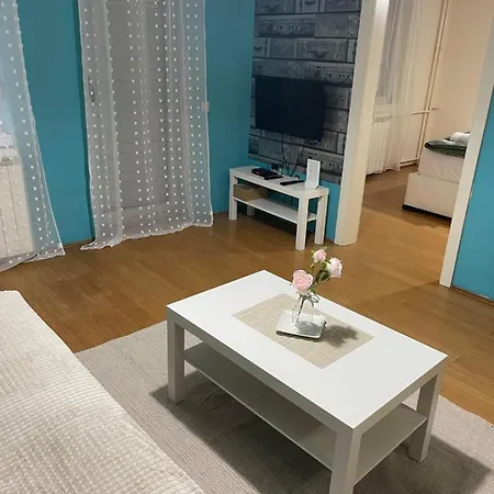 아파트 Elefant 021 *