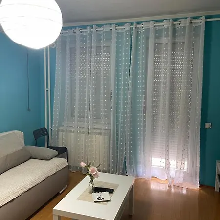 아파트 Elefant 021 *